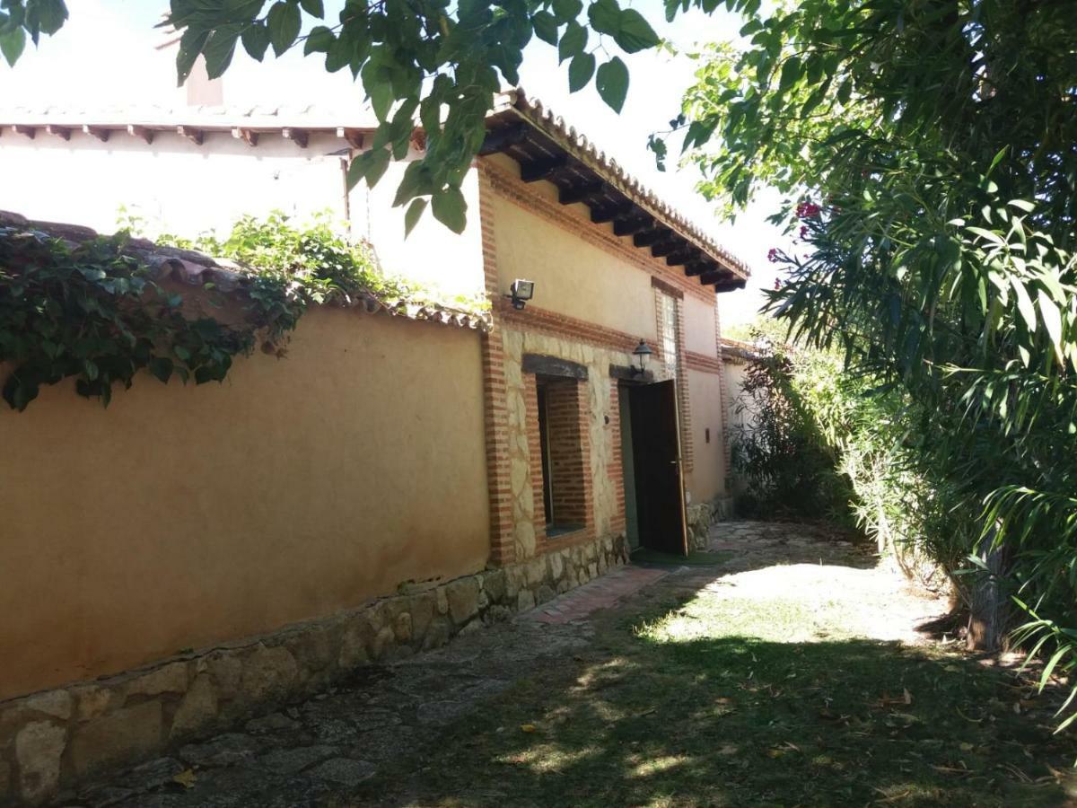 Casa Rural De Anil - Jardin Privado ξενώνας Velliza Εξωτερικό φωτογραφία